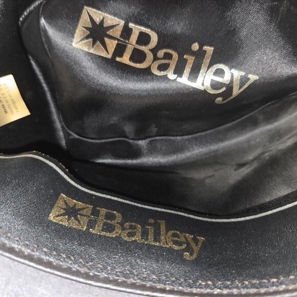 Bally Women\'s Grey and Red Hat fedora retro festival size 7 vintage classy